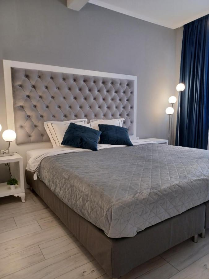 Tara Deluxe Apartment Varna Exterior foto